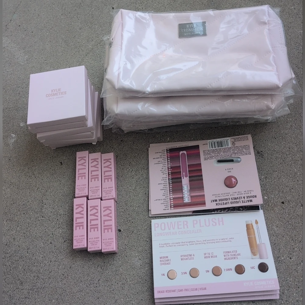 Kylie Cosmetics Pink Makeup Wholesale Bundle 24pcs